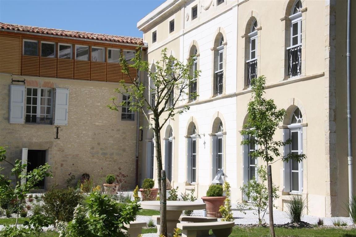 Auriac-sur-Vendinelle Le Gite Du Chateau מראה חיצוני תמונה
